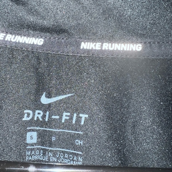 Nike Women’s Dri-Fit 1/4 Zip Running Top - Picture 3 of 4